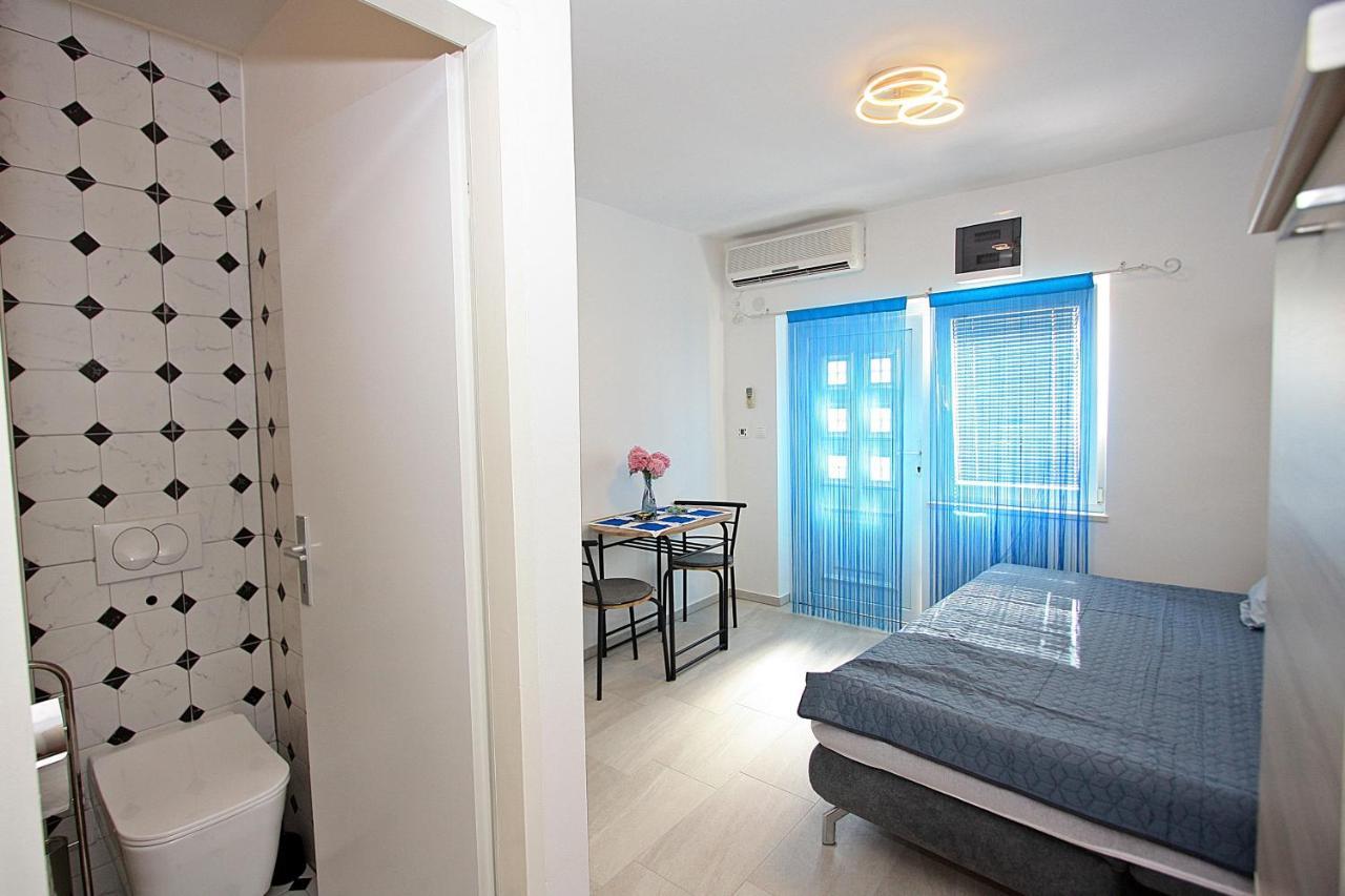 Apartments With Wifi Supetar, Brac - 5665 ภายนอก รูปภาพ