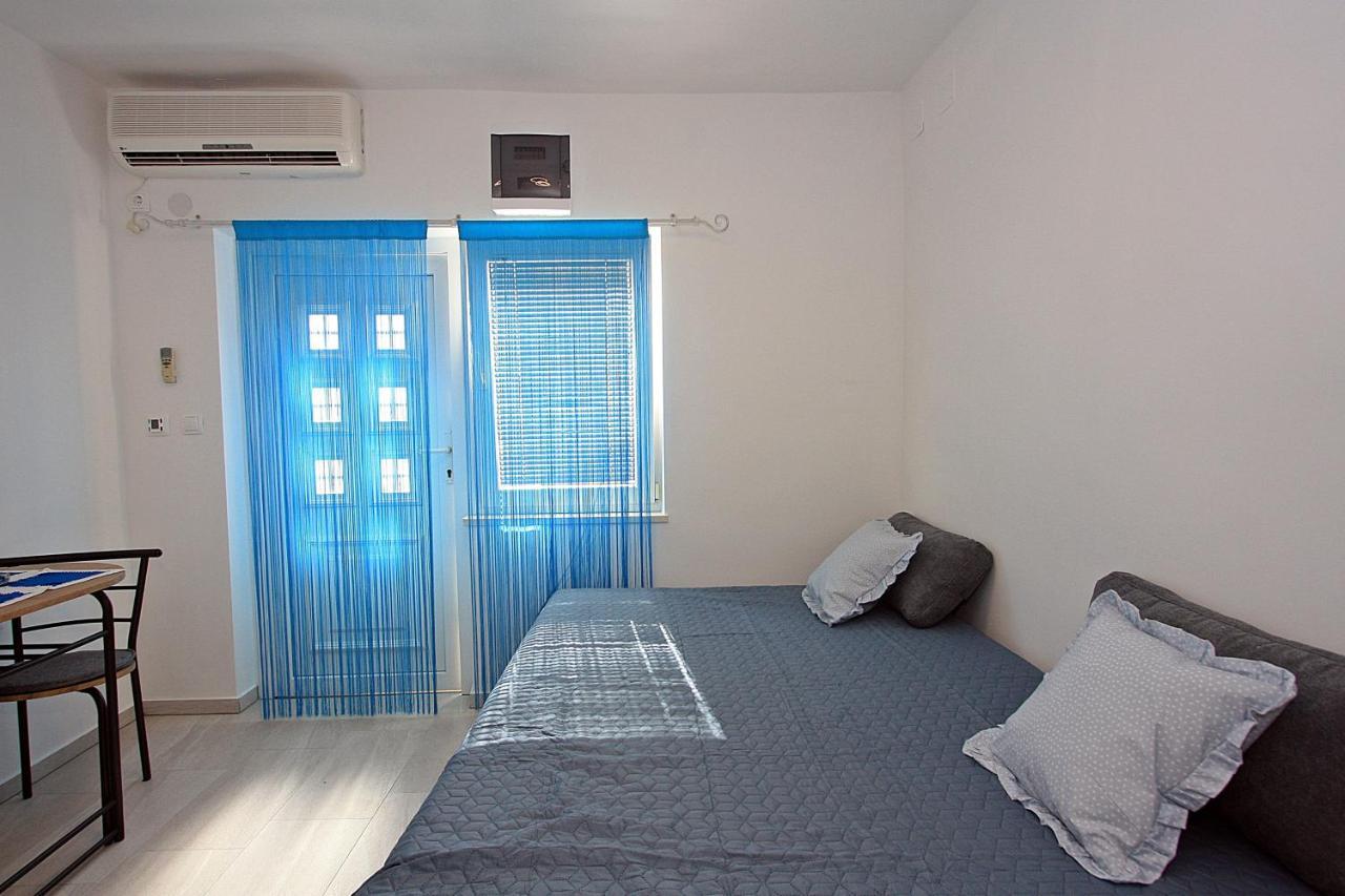 Apartments With Wifi Supetar, Brac - 5665 ภายนอก รูปภาพ